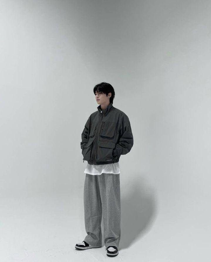 Referensi mix and match outerwear ala I.N Stray Kids (instagram.com/realstraykids)