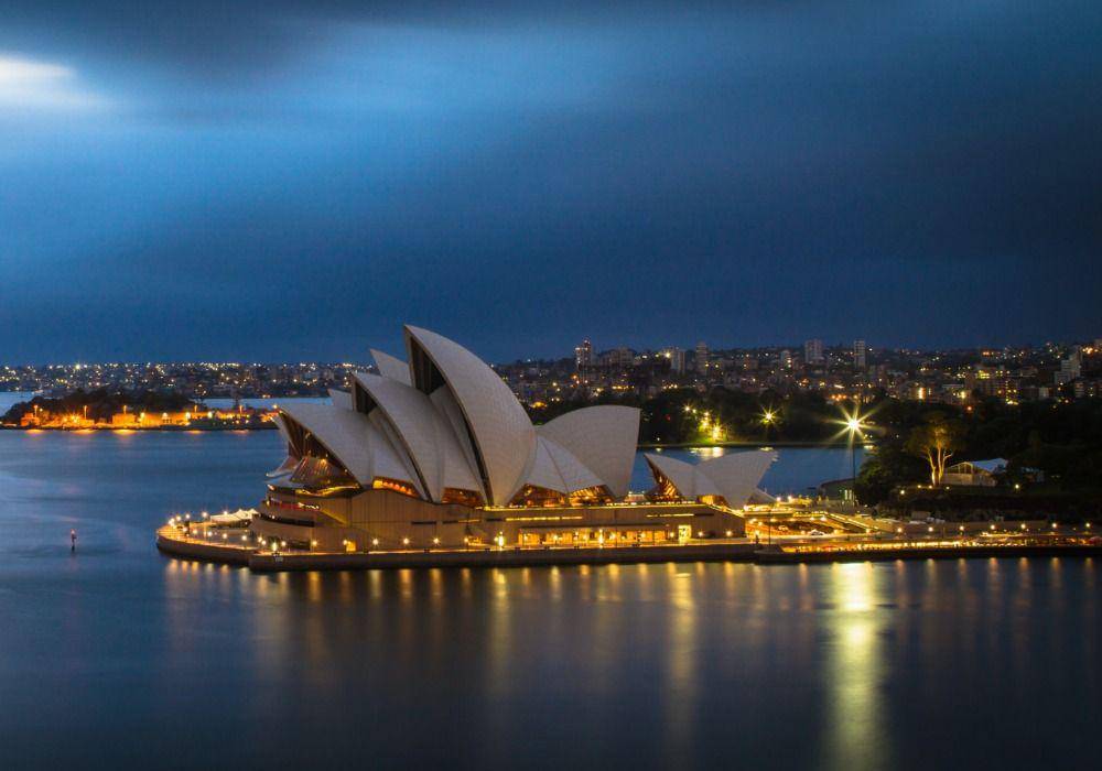 Australia (unsplash.com/Photoholgic)