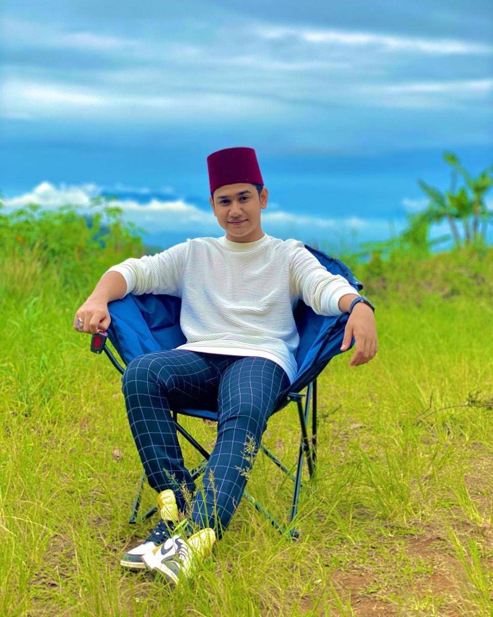 Gaya busana Syakir Daulay (instagram.com/syakirdaulay)