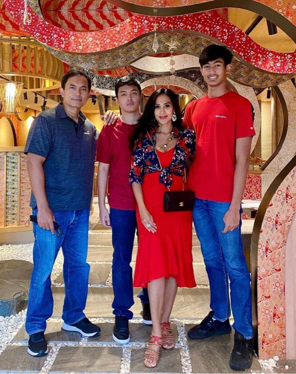 keluarga kecil Diah Permatasari (instagram.com/dps_diahpermatasari)