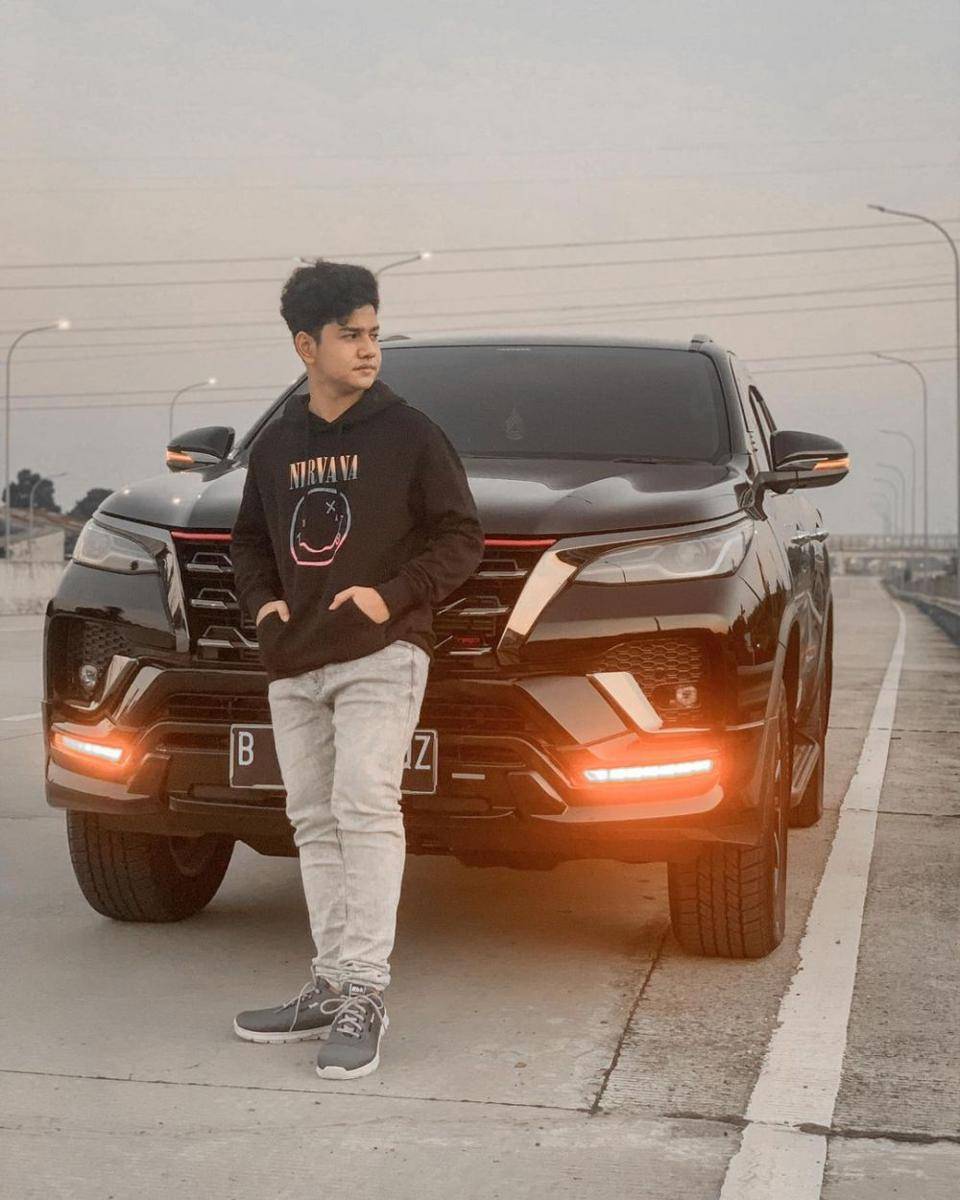 Gaya busana Syakir Daulay (instagram.com/syakirdaulay)