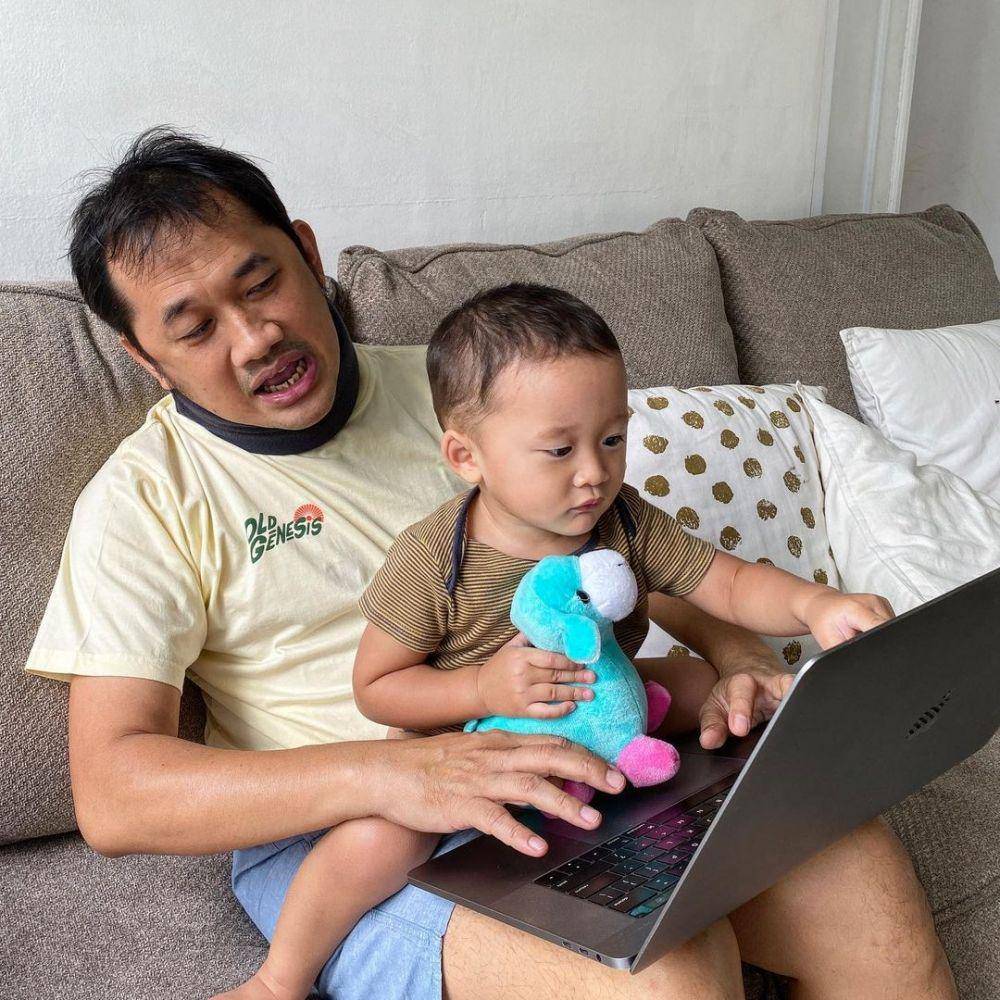 Hanung Bramantyo dan buah hati (instagram.com/hanungbramantyo)