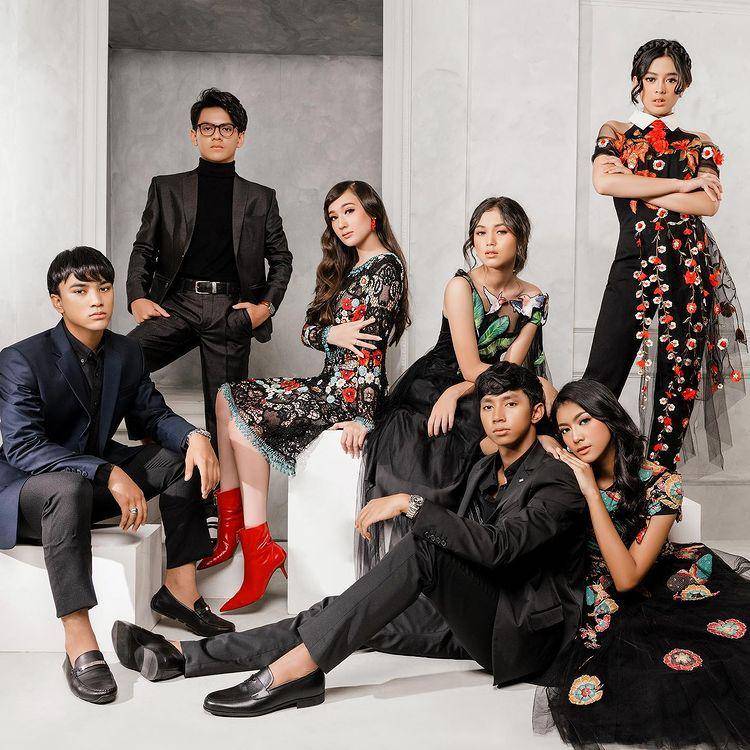cast Dari Jendela SMP (instagram.com/riomotret)
