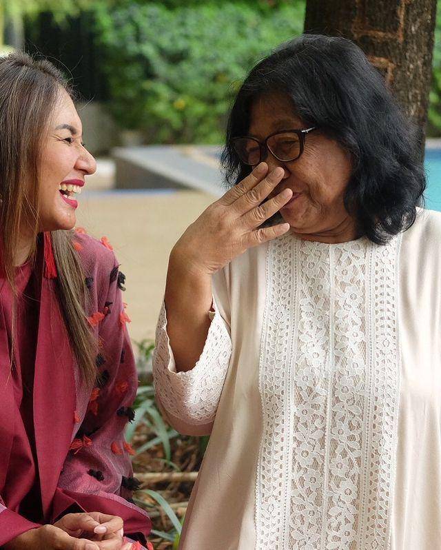 potret Cut Memey dan mendiang ibunda (instagram.com/cutmemey)