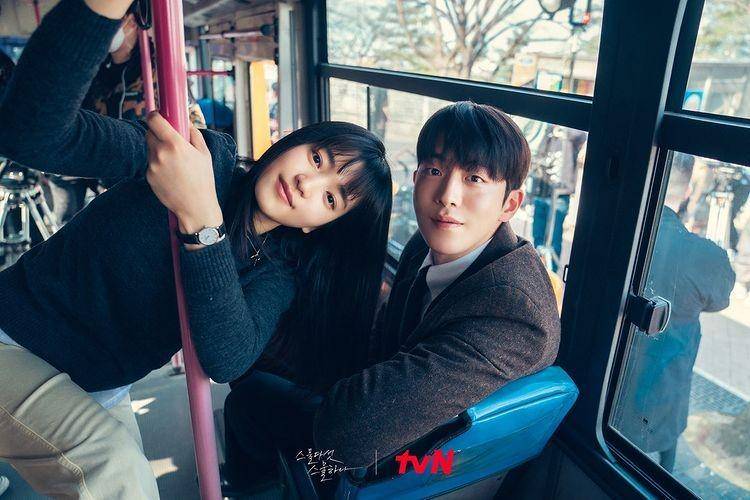Kim Tae Ri dan Nam Joo Hyuk di drama Twenty-Five, Twenty-One (Dok. tvN)