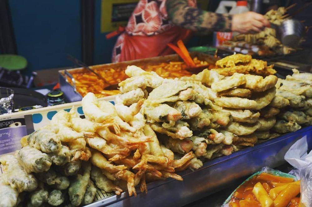 ilustrasi street food korea (instagram.com/everlasting_tour)