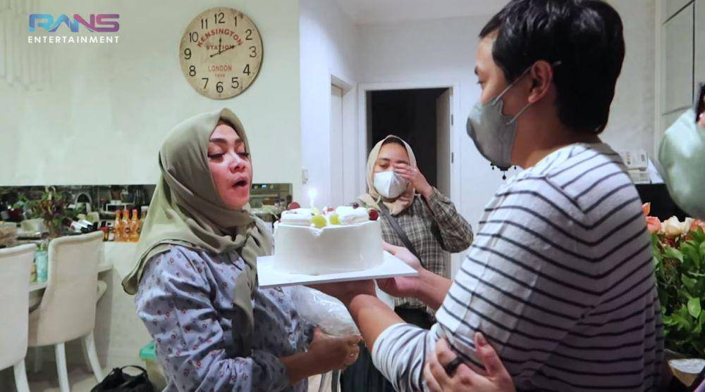 ulang tahun Rieta Amilia (YouTube.com/Rans Entertainment)