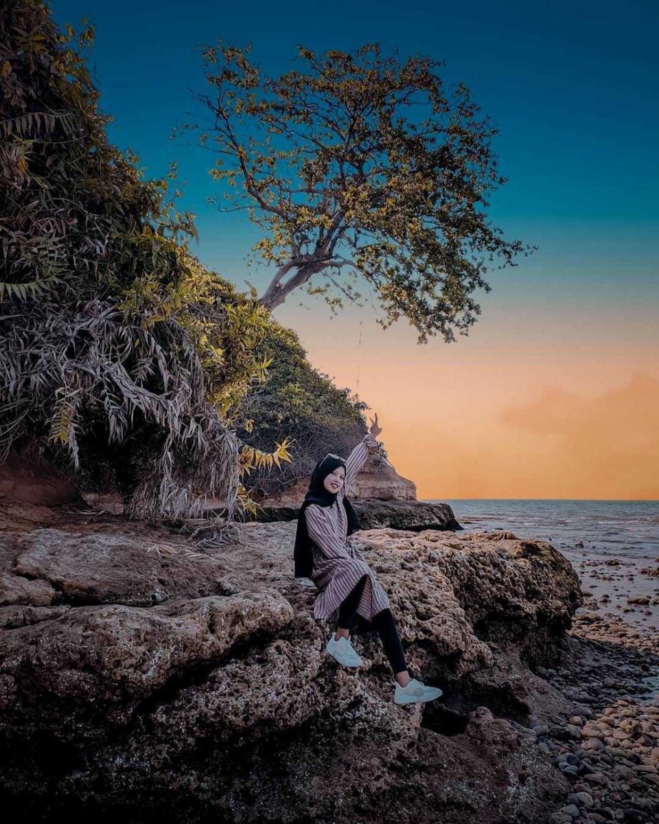 7 Wisata Pantai di Jepara, Bukan Hanya Karimun Jawa