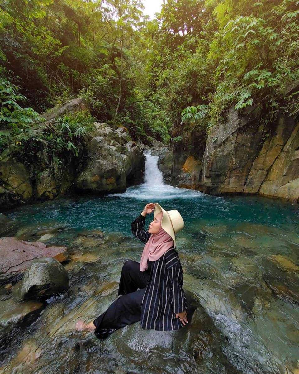 Curug Cibaliung (instagram.com/annisaevril)