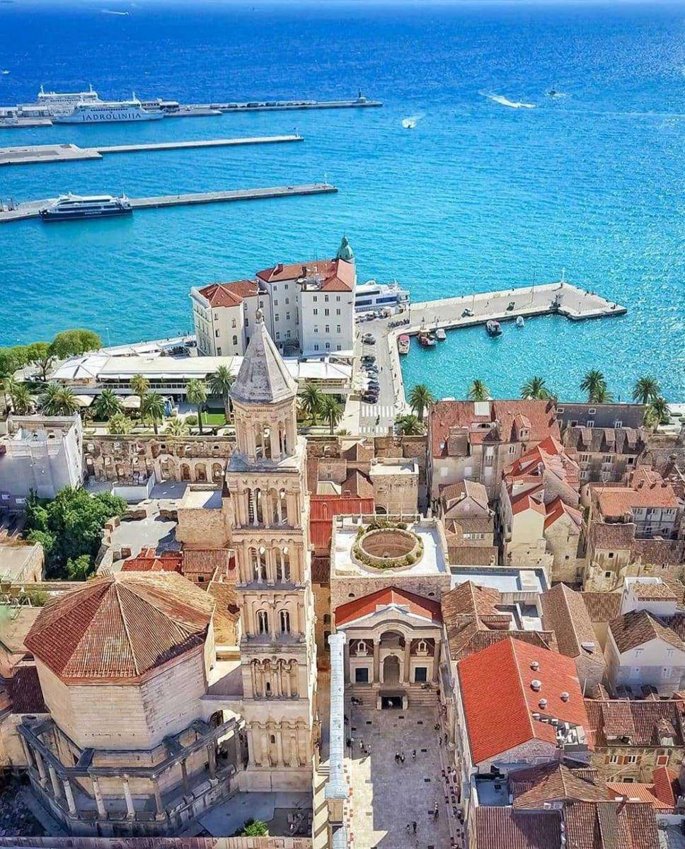 Diocletian's Palace (instagram.com/croatia)