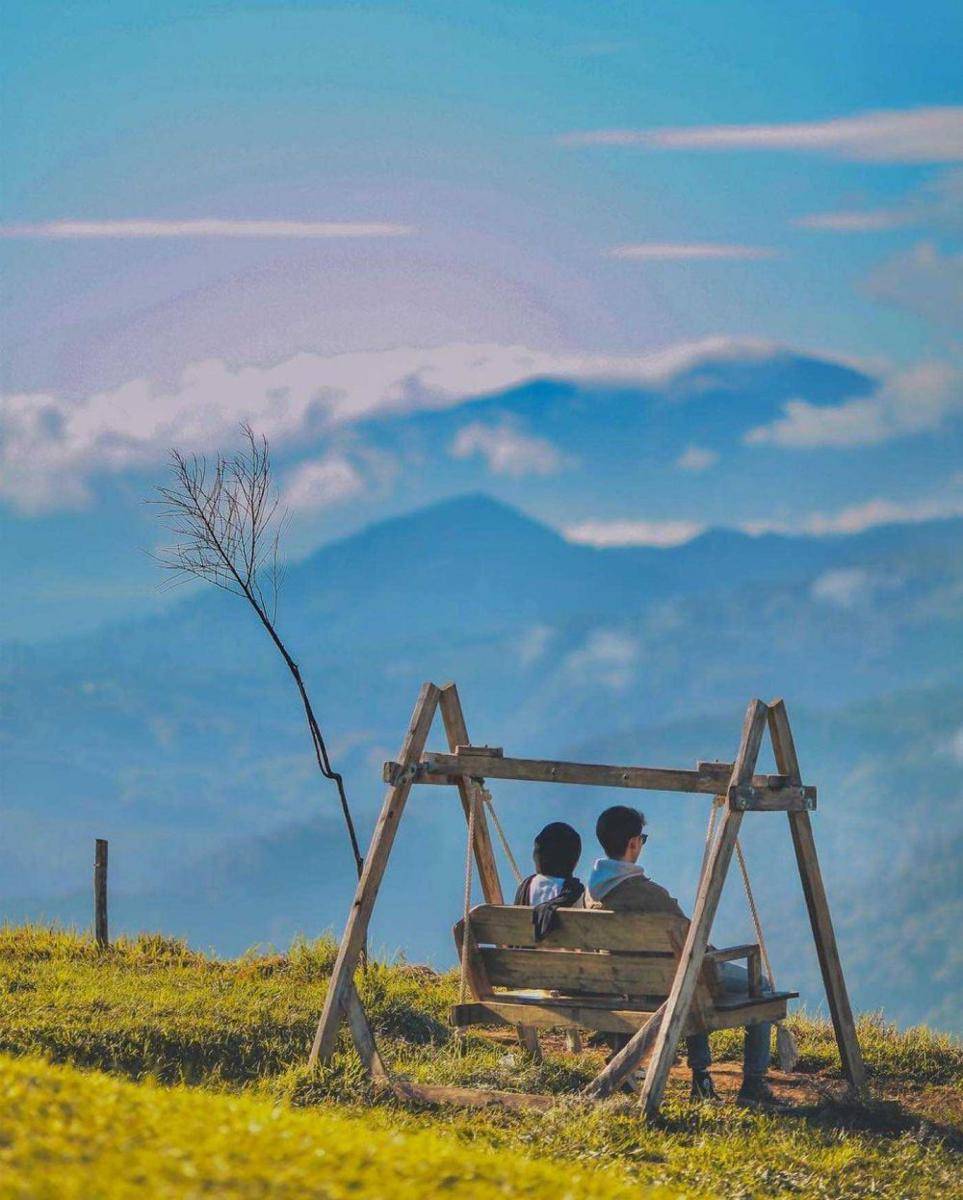 Taman Langit  (instagram.com/tamanlangitpengalengan360)
