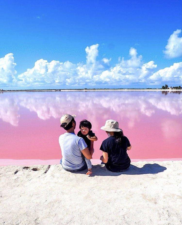 Laguna Las Coloradas (instagram.com/watersports_cancun_tours)