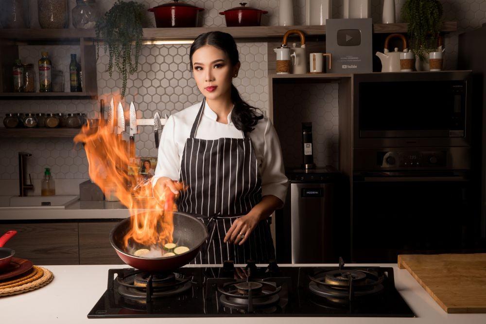 Program Sendiri, Devina Hermawan Punya Dapur di TVRI