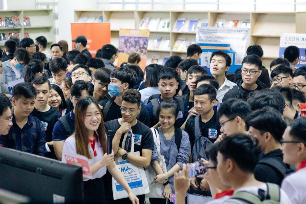 ilustrasi job fair (Unsplash.com/ Nguyen Dang Hoang Nhu)