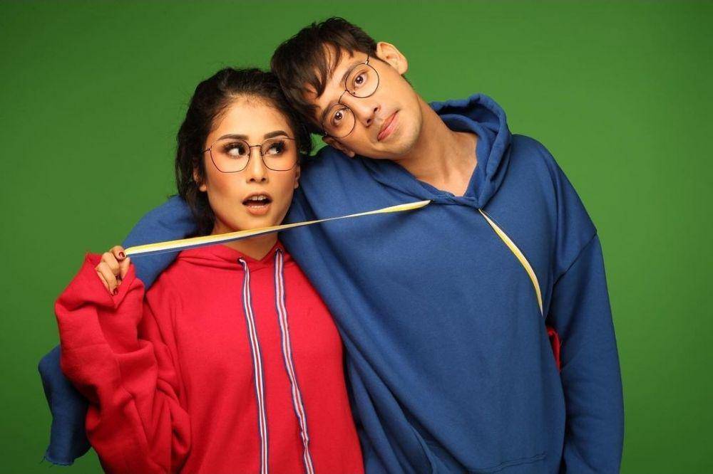 Tarra Budiman bersama istri (instagram.com/tarrabudiman)