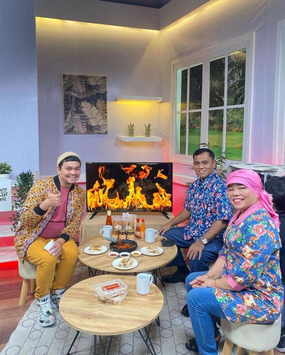 potret kebersamaan oma Dewi dan opah Faisal dengan artis (instagram.com/opah_faisal)