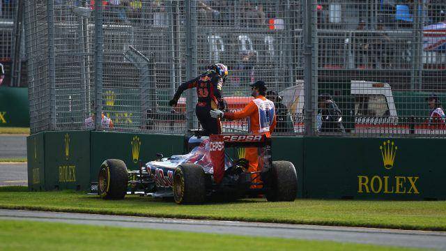 Max Verstappen gagal finis pada GP Australia 2015. (formula1.com)