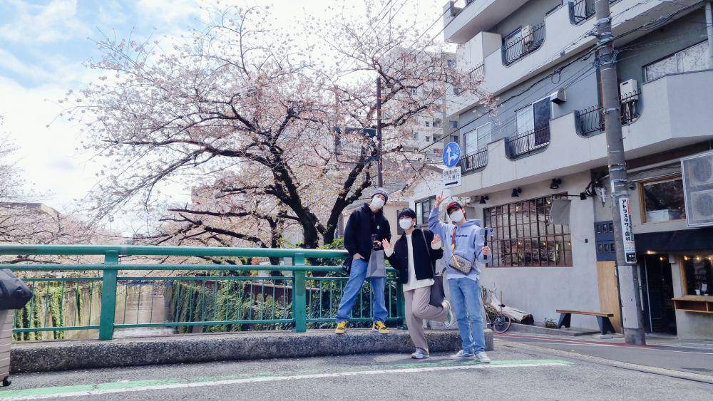 potret Eunhyuk, Donghae dan Ryeowook ketika di Jepang (twitter.com/9ryeong9)
