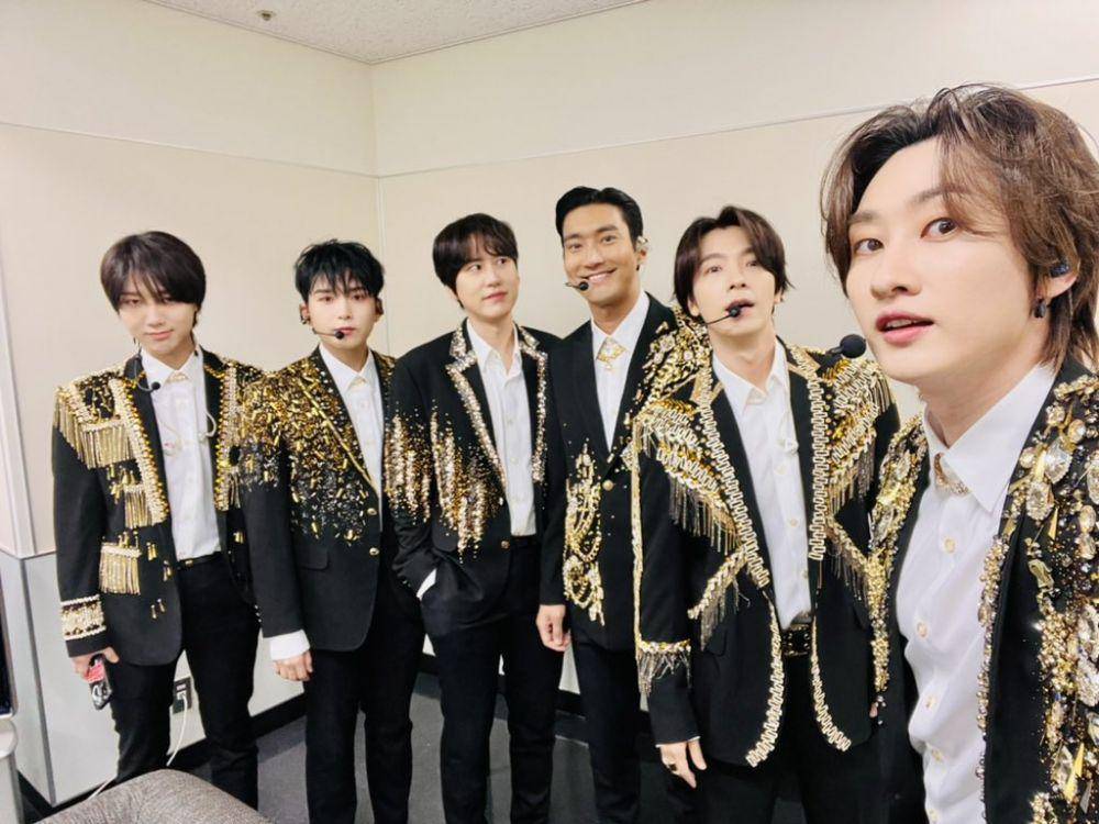 super junior di backstage Japan Special Event : Return The King (twitter.com/AllRiseSilver)