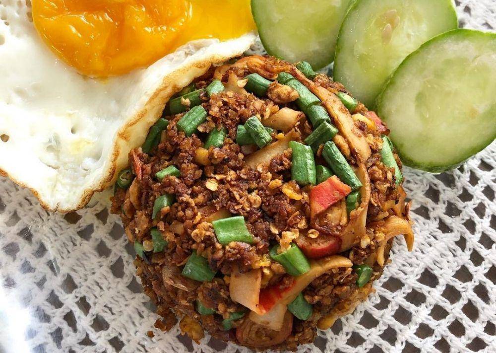 nasi goreng oatmeal (instagram.com/astikaulfah)