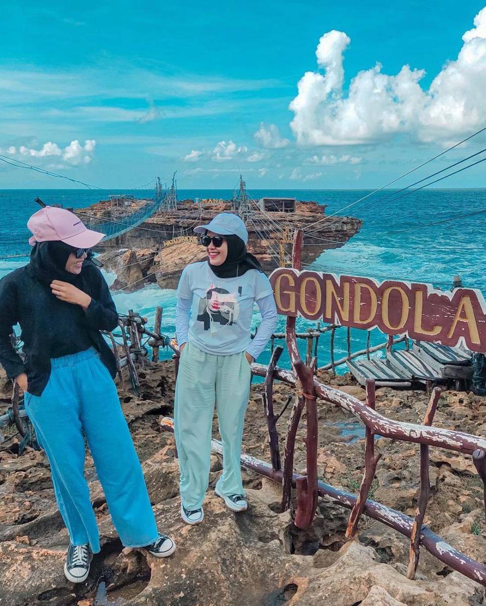 Gondola di Pantai Timang (instagram.com/irmaimonk)