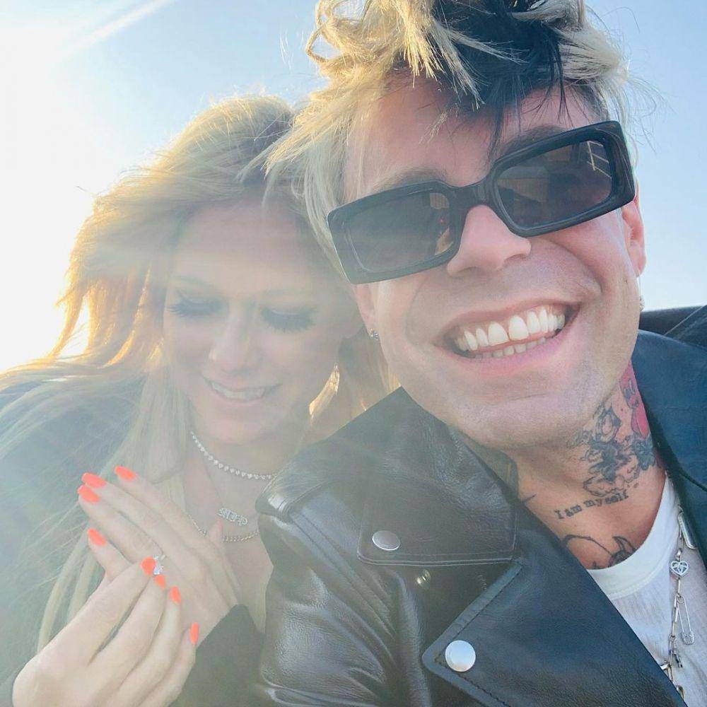 Avril Lavigne dan Mod Sun (instagram.com/avrillavigne)