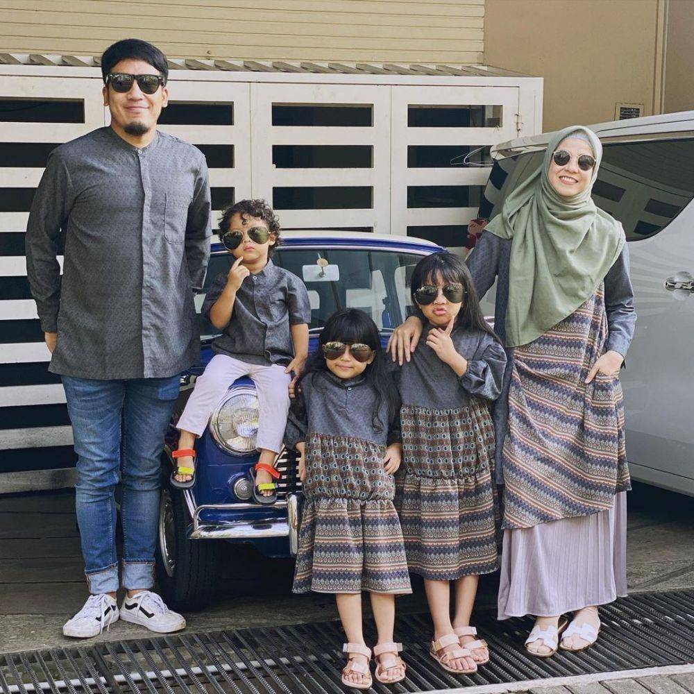OOTD skirt ala Natasha Rizki (instagram.com/natasharizkynew)