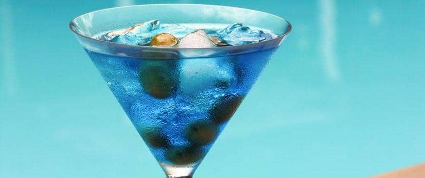 ilustrasi teh bunga telang gula batu (pexels.com/Said Kweli)