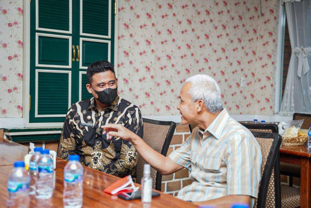 Wali kota Medan, Muhammad Bobby Afif Nasution bersama Gubernur Jawa Tengah Ganjar Pranowo (Dok. Istimewa))