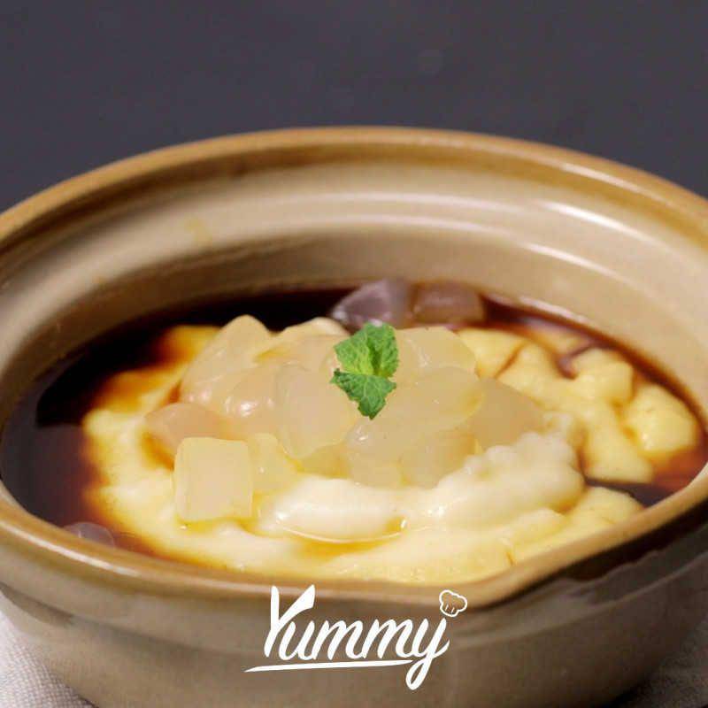 ilustrasi bubur sumsum gula merah (Yummy)