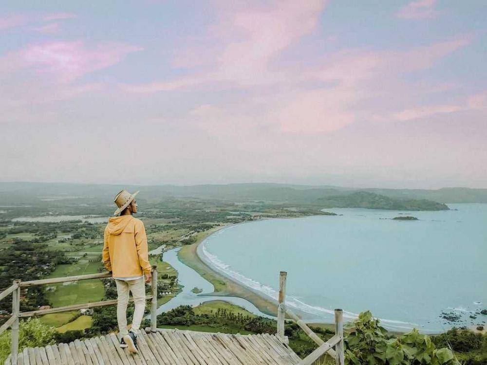 Puncak Darma (instagram.com/pungki_a_a)