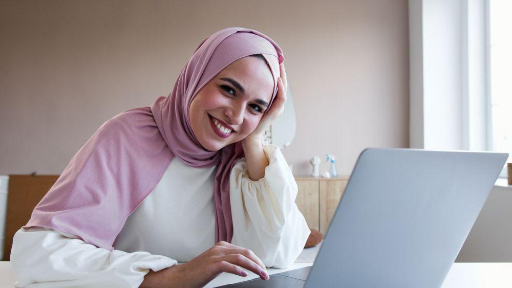 6 Tips Jaga Mood di Tempat Kerja Selama Bulan Puasa, Kendalikan Emosi!