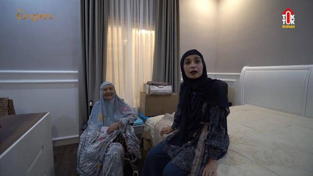 Kamar mertua Shireen Sungkar setelah direnovasi. (dok.youtube.com/TheSungkars)