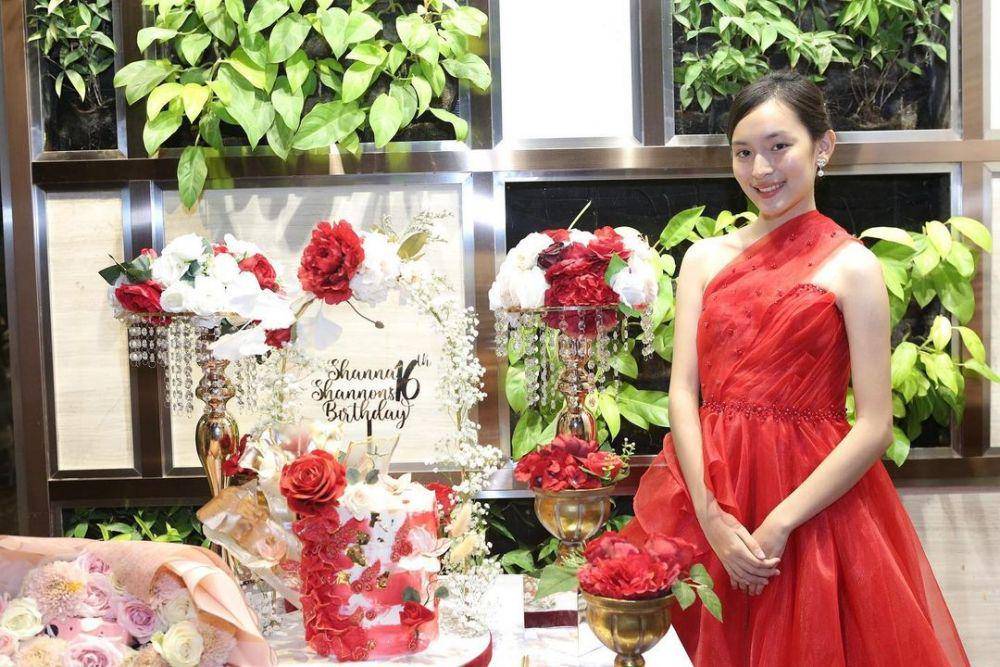 Momen ulang tahun Shanna Shannon ke-16. (instagram.com/shannashannonsiswanto)