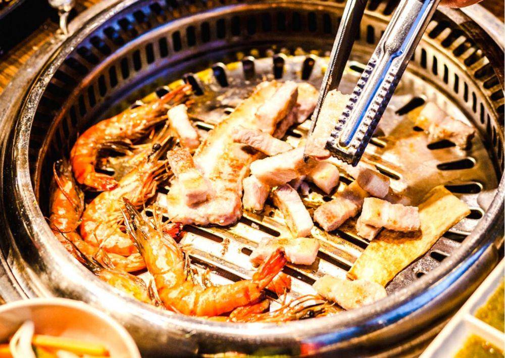 ilustrasi udang bbq ala korea (pixabay.com/LanneauStudio)