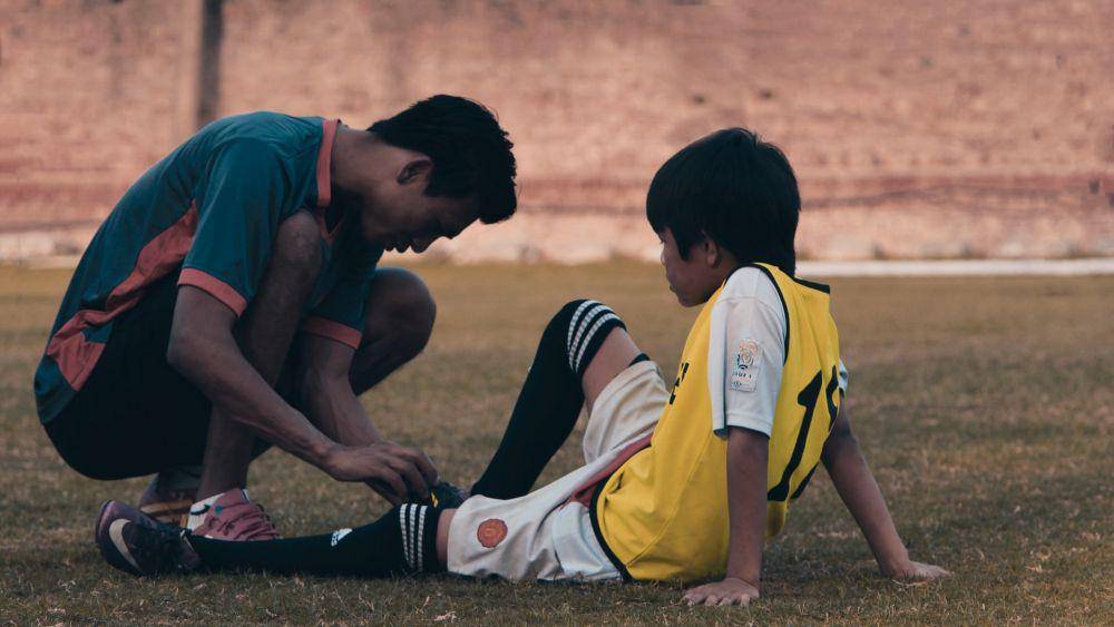 otot yang terkilir setelah olahraga (unsplash.com/Yogendra Singh)