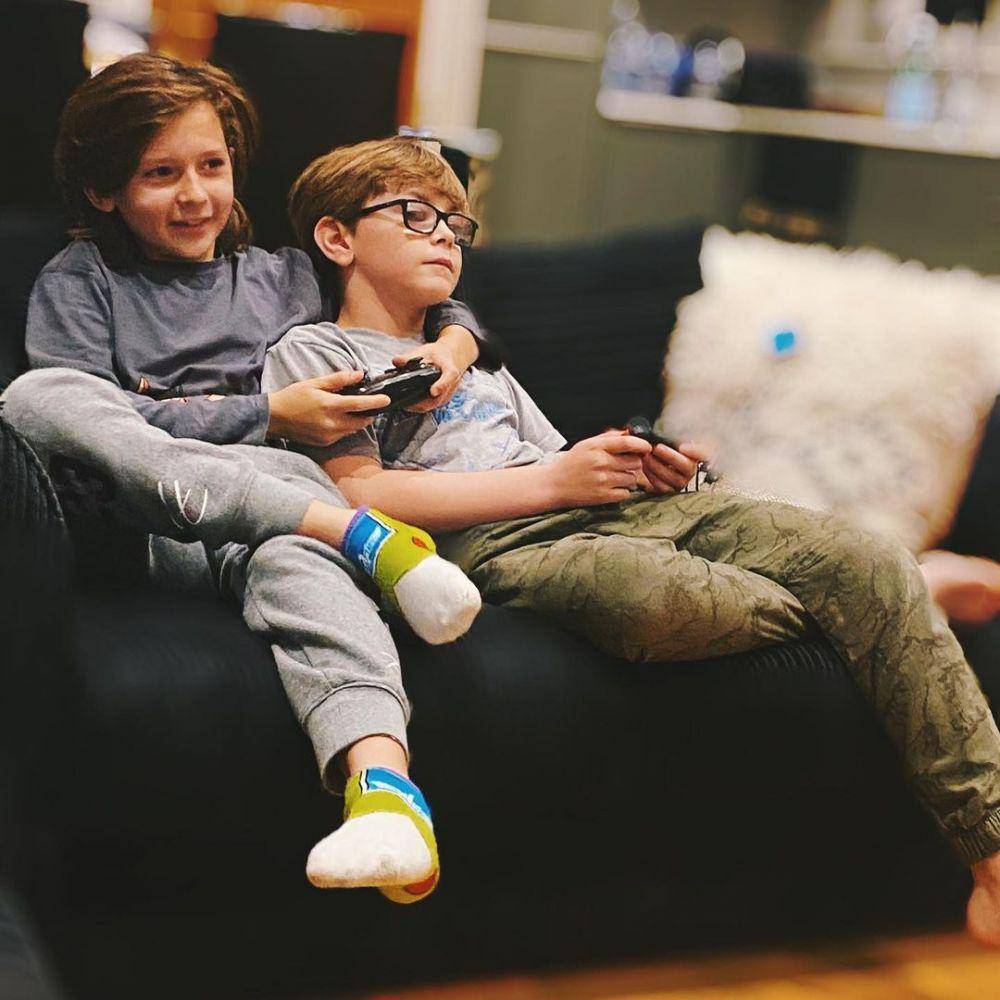 Jett Klyne, Julian Hilliard (instagram.com/jettklyne)