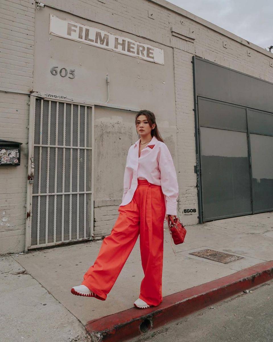OOTD Anastasia Siantar (instagram.com/anazsiantar)