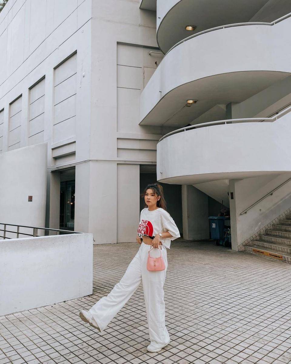 OOTD Anastasia Siantar (instagram.com/anazsiantar)