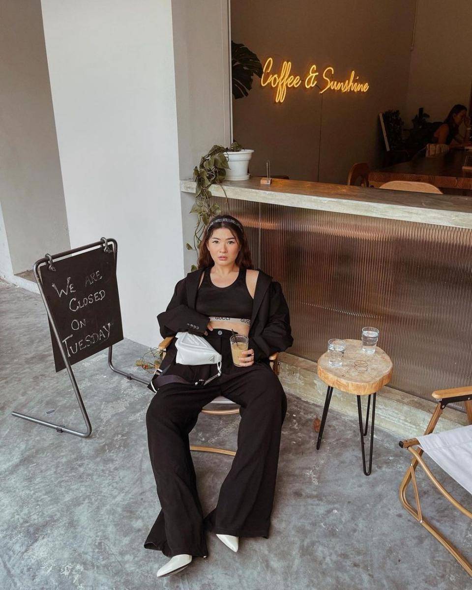 OOTD Anastasia Siantar (instagram.com/anazsiantar)