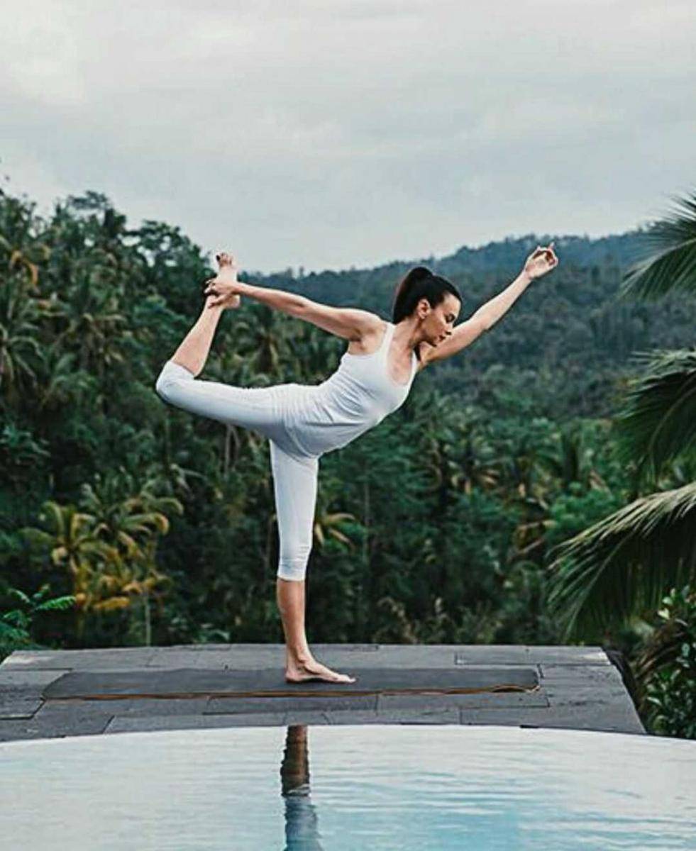 Sophia Latjuba berolahraga. (instagram.com/sophia_latjuba88)