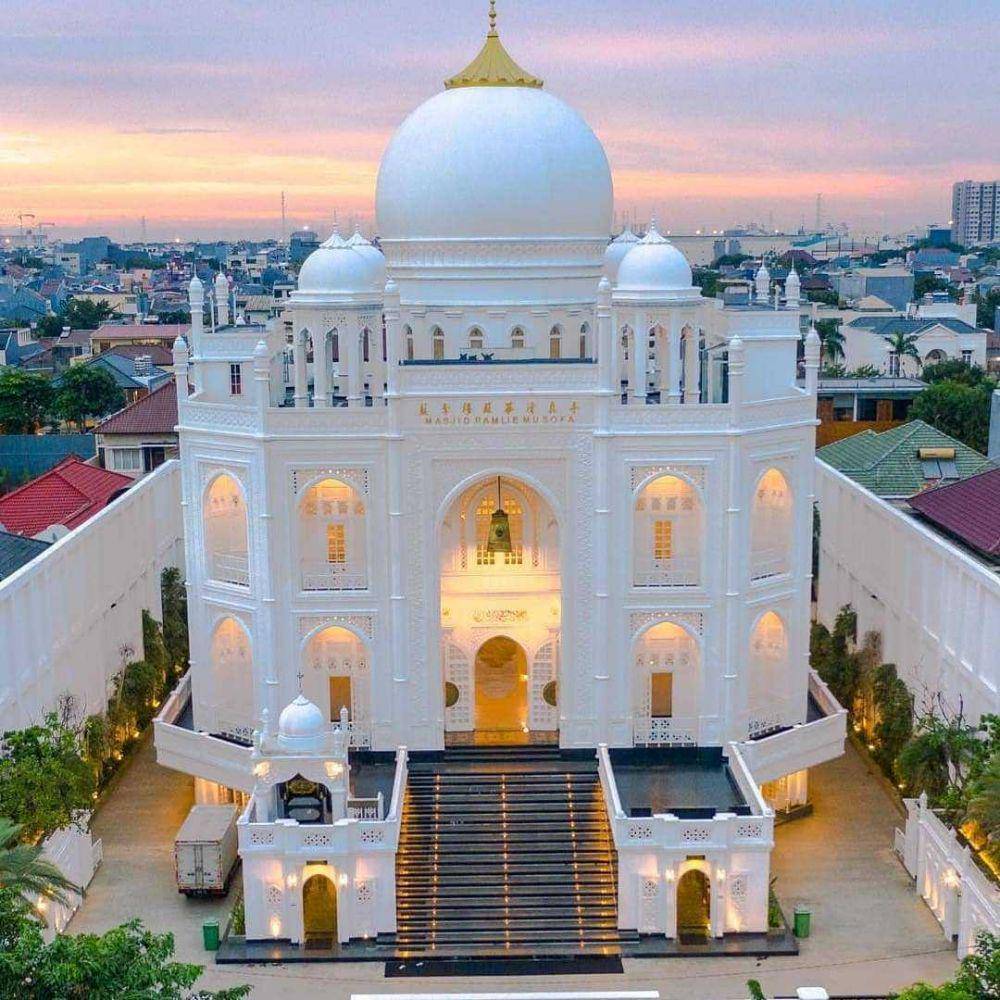 Potret Masjid Ramlie Mustofa (instagram.com/frontonesunter)