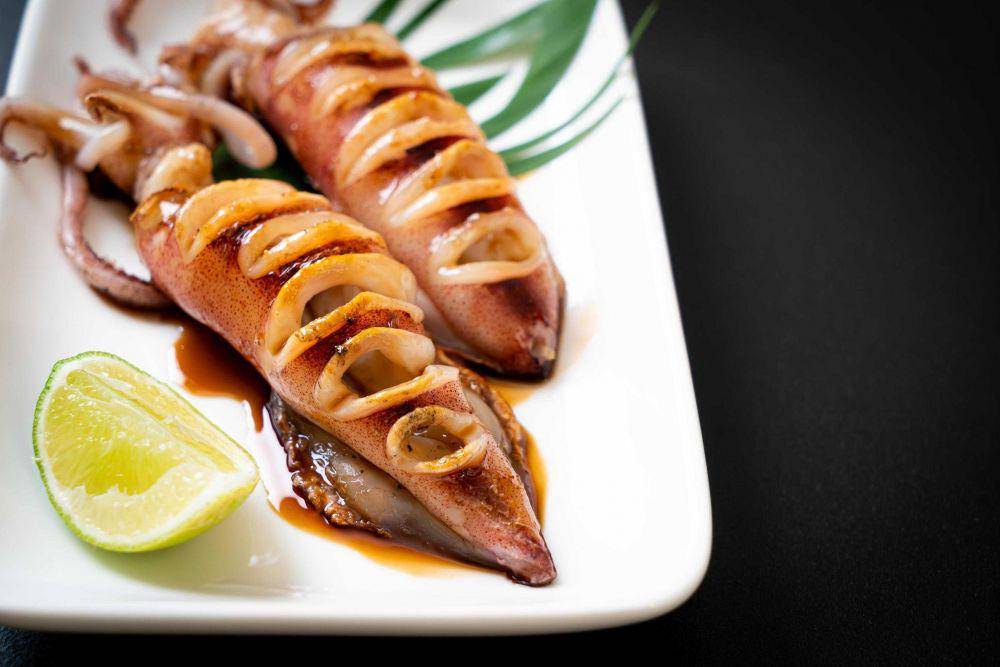 ilustrasi udang teriyaki (vecteezy.com)