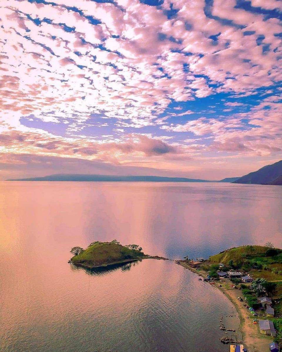 Paropo tepian Danau Toba (instagram.com/pendakisumut_id)