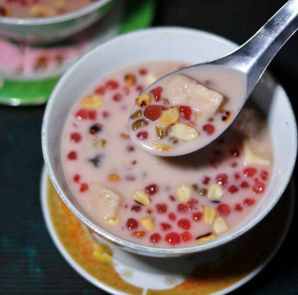 sekoteng (instagram.com/kulinerkotapontianak)