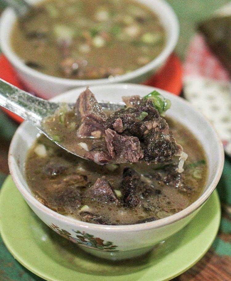 Coto Makassar (instagram.com/nganre_rong)