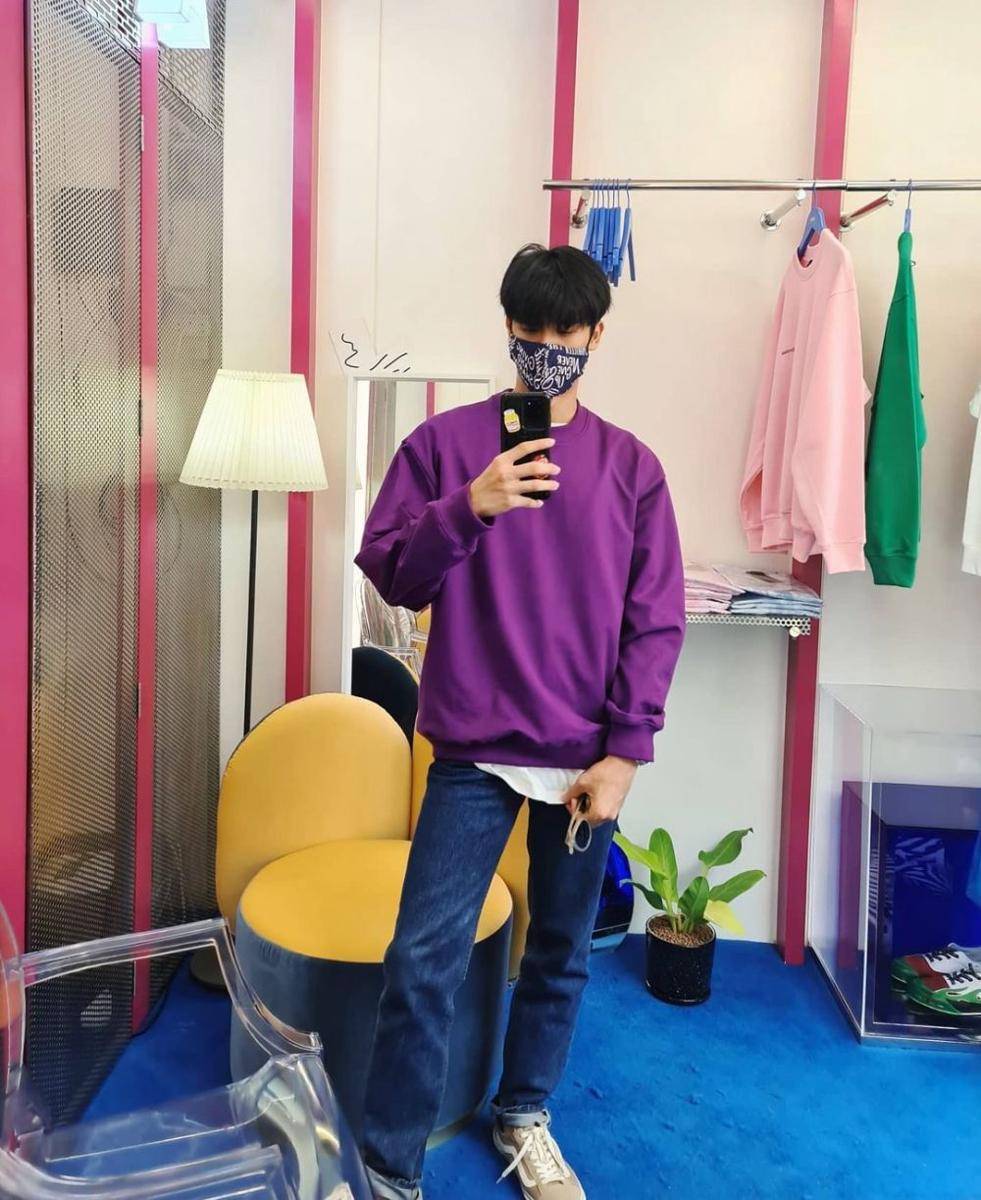 potret Tay Tawan (instagram.com/tawan_v)