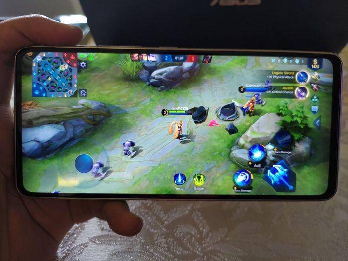 ilustrasi main game di HP (world-today-news.com)