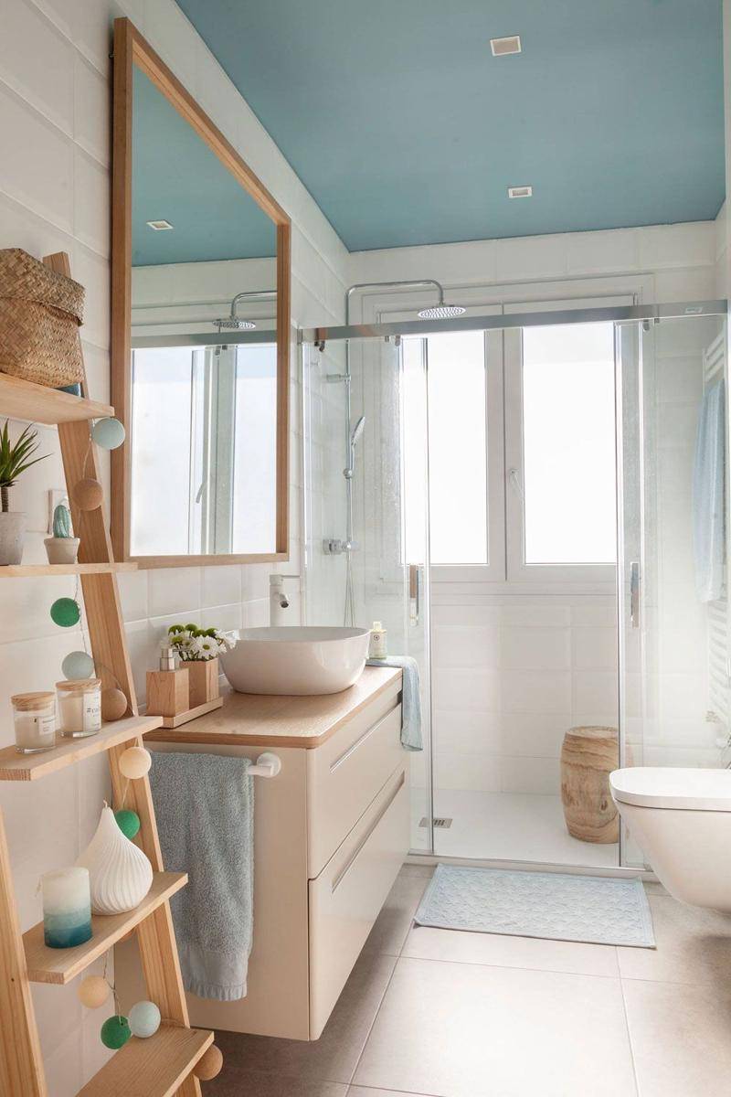 Desain Kamar Tidur dengan Kloset Duduk (backsplash.com)