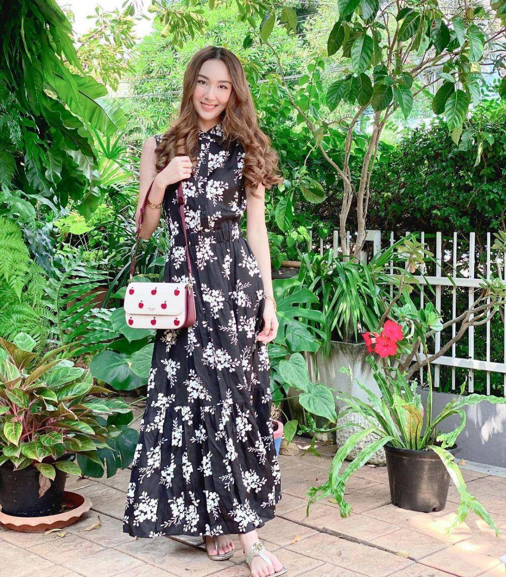 refrensi dress ala Aye Sarunchana (instagram.com/aye_sarun)